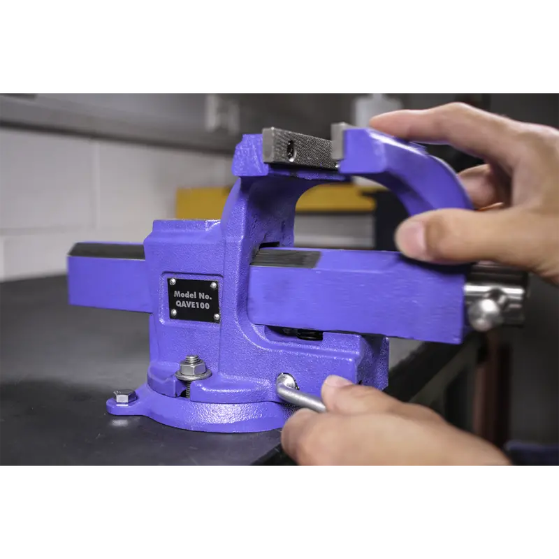 100Mm Quick-Release Swivel Base Bench Vice – Sg Iron Body 1