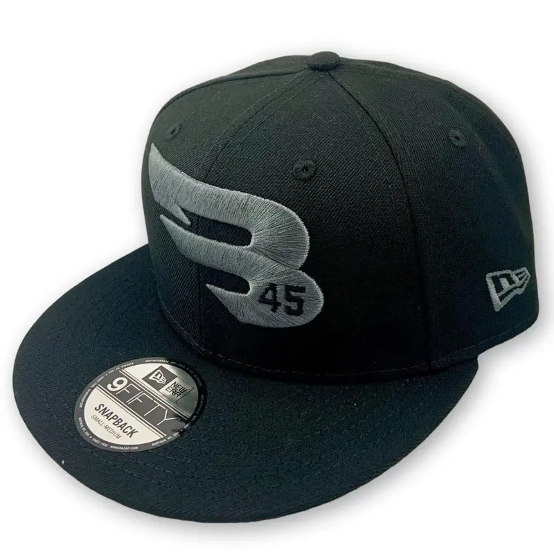 B45 Charcoal Logo Edition 9Fifty Snapback – New Era Collaboration (950-Grey-Black) 1
