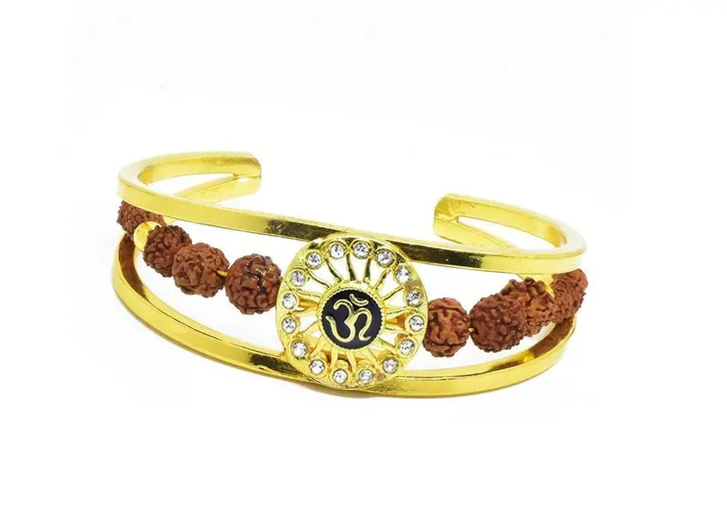 Rk03 Gold-Plated Brass Bracelet – Sleek Adjustable Unisex Accessory 1