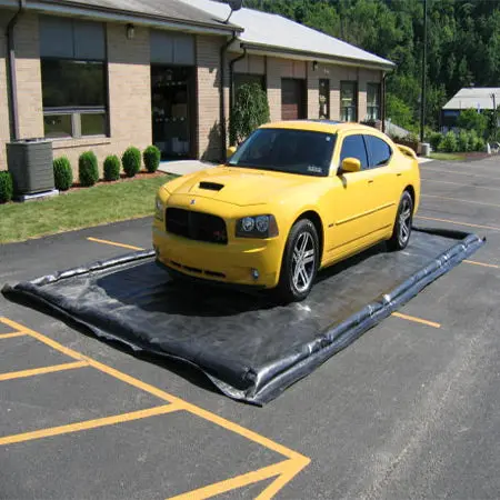 Water Containment Mat With Integrated Foam Berm Barrier 1