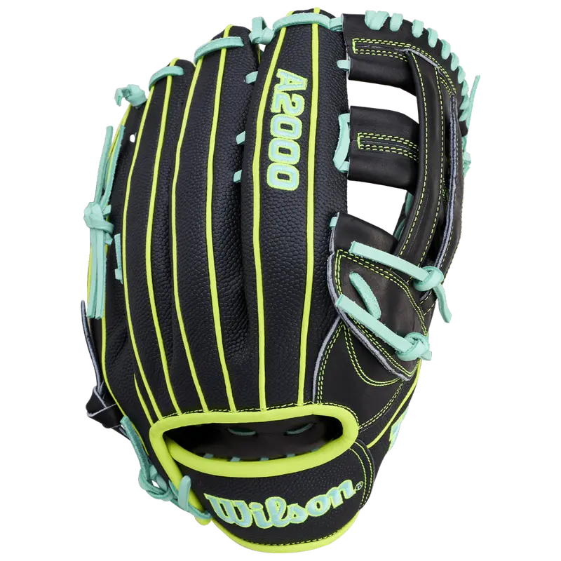 Wilson A2000 1750Ss Baseball Glove – 12.5-Inch Premium Leather Glove For Advanced Fielders 1