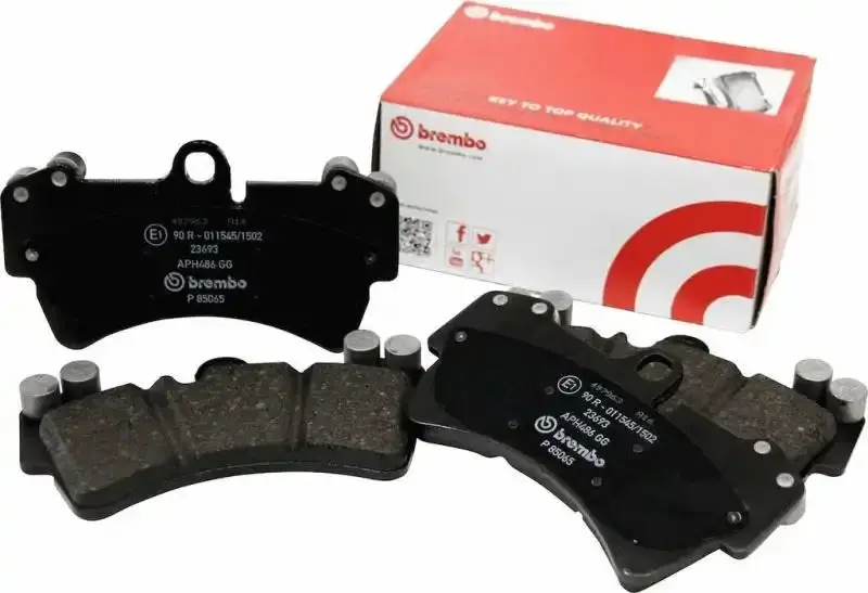 Brembo 05-20 Chrysler 300/09-18 Dodge Challenger Rear Premium Nao Ceramic Oe Equivalent Pad 1